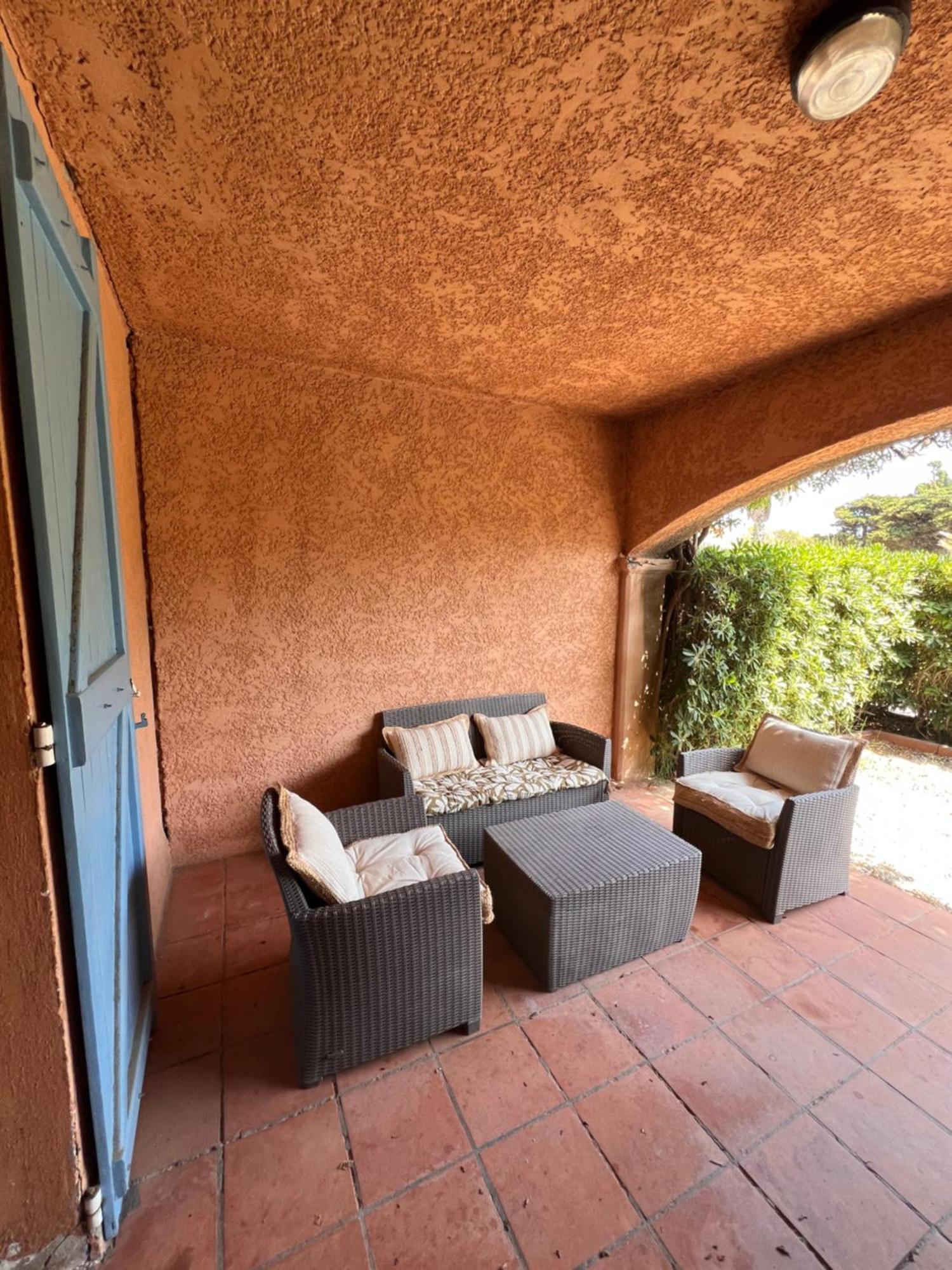 Apartament La Bergerie Hyères Zewnętrze zdjęcie