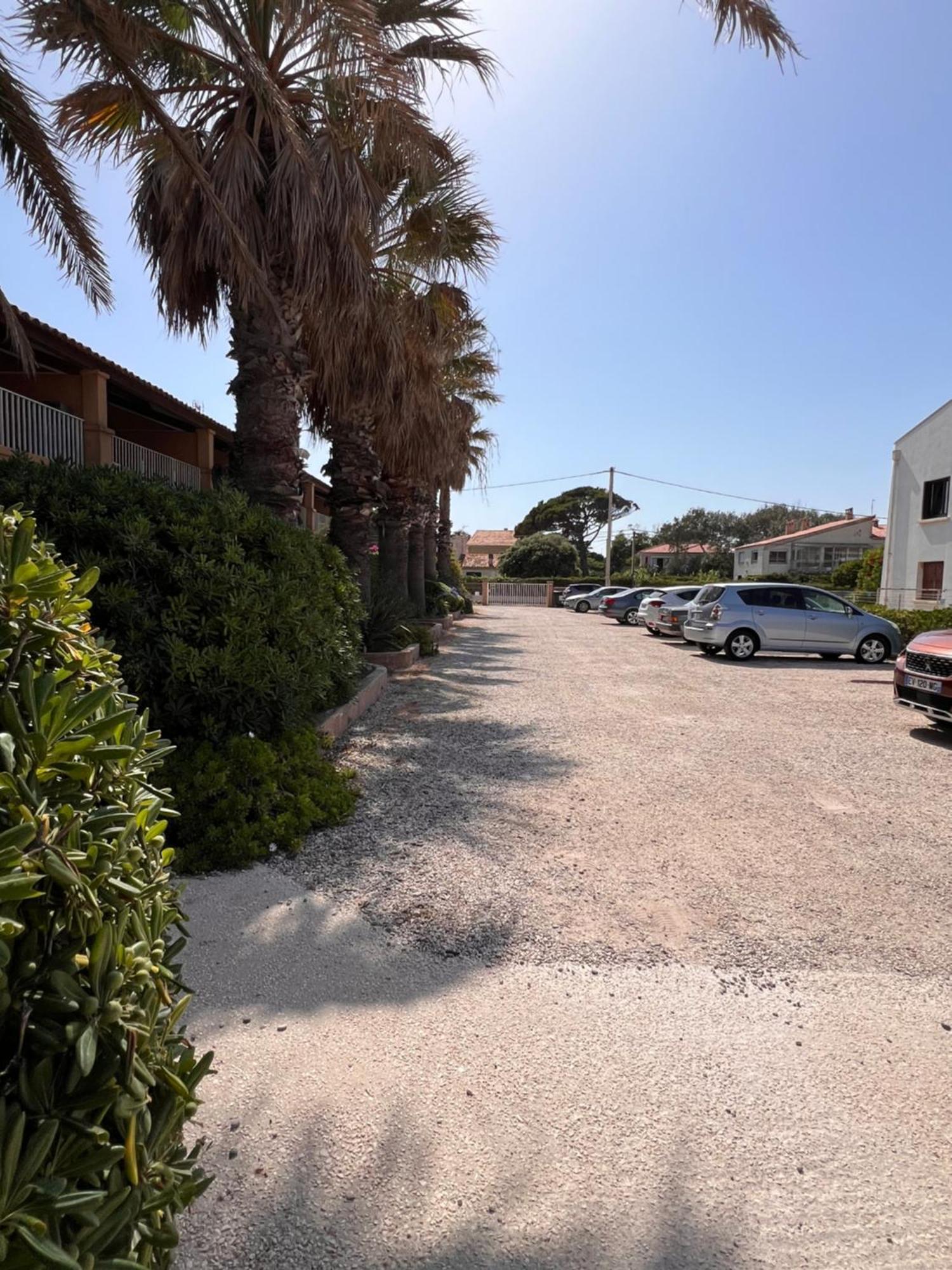 Apartament La Bergerie Hyères Zewnętrze zdjęcie